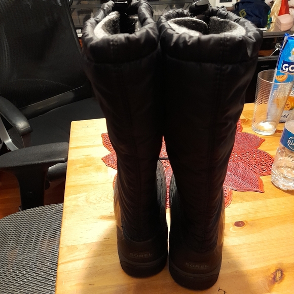 Sorel snowlion winter boots - Picture 8 of 10